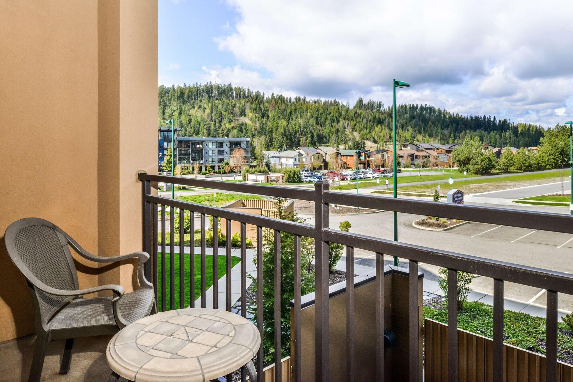 Hampton Inn And Suites Coeur D'Alene Exterior photo