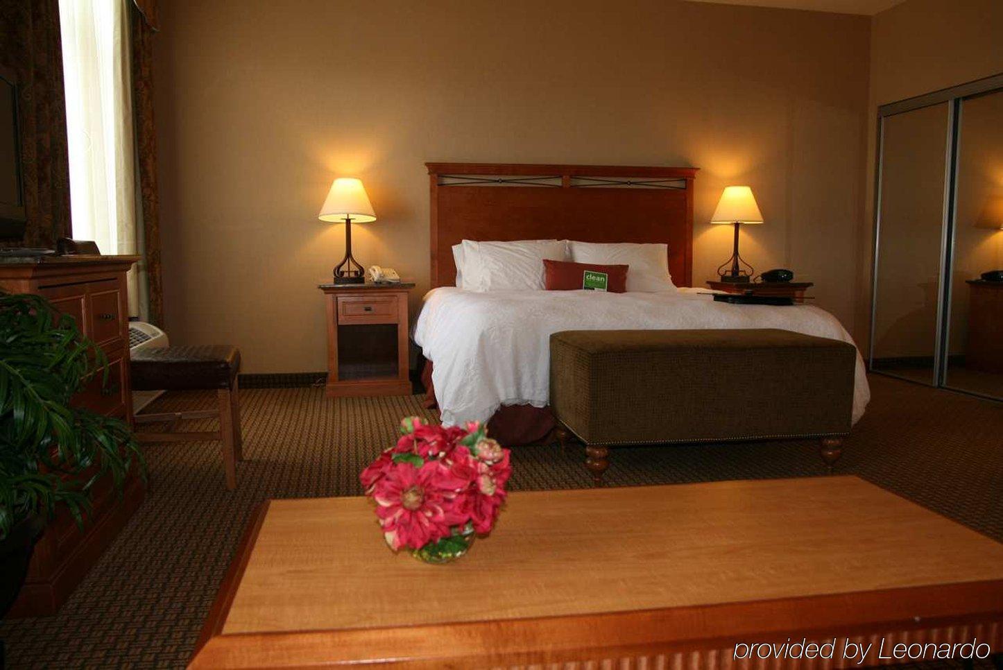 Hampton Inn And Suites Coeur D'Alene Room photo